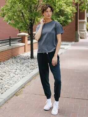 Cozy Earth - Women’s All Day Tee 100% Cotton T-Shirt - Relaxed Fit - Soft & Brea